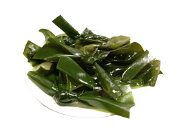 白碟里的海带结
