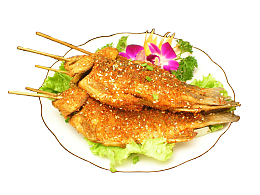 白鲫鱼烤鱼烤鲫鱼烧烤夜宵美味小