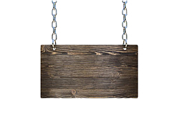 黑色长方形用铁链挂着的木板实物