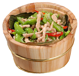 木桶饭图片03青椒肉丝