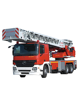 云梯车   吊车