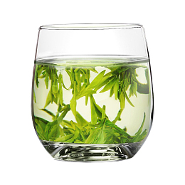 绿茶龙井茶带杯子