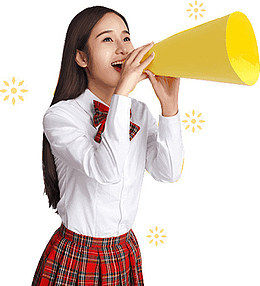 尖叫女孩拿着喇叭