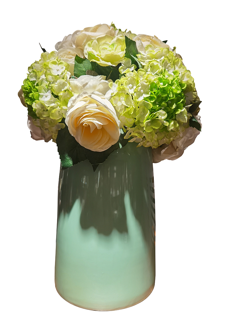 室内绿色装饰花瓶