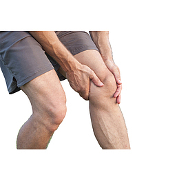 抬大腿掐大腿