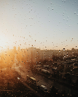 雨后城市的黄昏