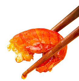 筷子夹麻辣小龙虾