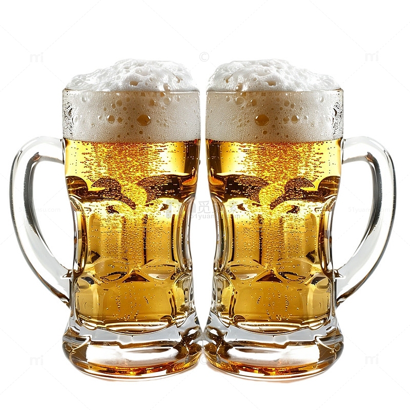 两杯玻璃杯装的啤酒