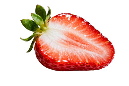 切开的草莓特写图片