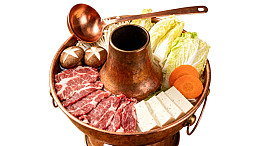 铜锅涮肉食材摆盘图片