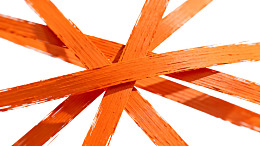 橙色线条交织的抽象图案