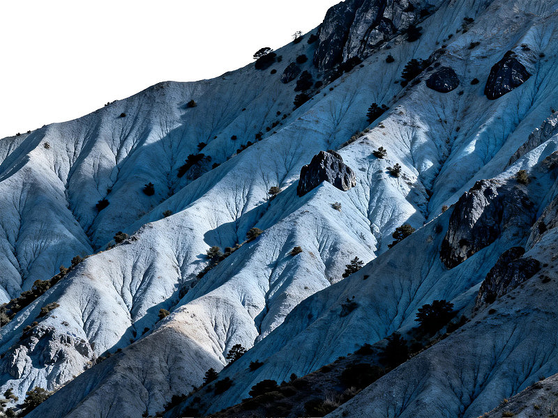 蓝色山峦纹理与光影图片