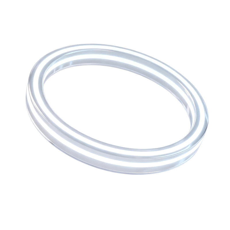 透明环状物体特写图片