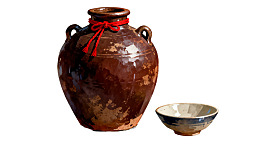 古朴陶罐与小碗静物组合