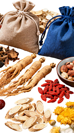 中药材展示：人参、枸杞等