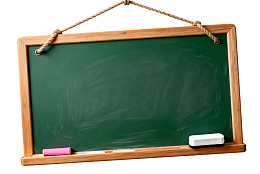 悬挂式木质边框黑板配粉白粉笔