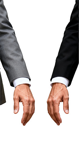 商务人士双手相对准备握手