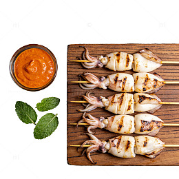 烤鱿鱼配辣酱美食摄影