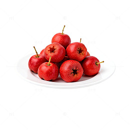 新鲜红果摆盘