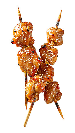 烤鸡肉串撒芝麻图片