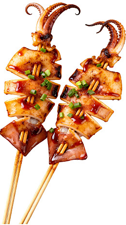 鱿鱼串烤制美味图片