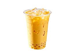 一杯装有冰块和珍珠的奶茶