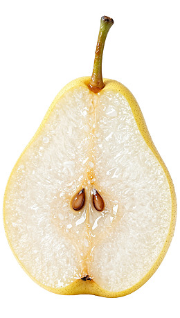 切开的梨子展示果肉和种子