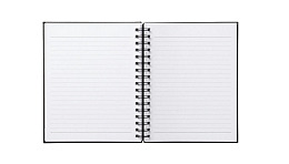 打开的螺旋装订笔记本