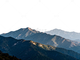 山峦叠嶂风景画