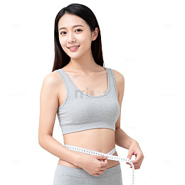 健康瘦身女性测量腰围