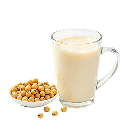 一杯豆浆配黄豆图片