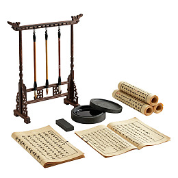 传统文房四宝套装展示