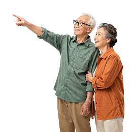 老年夫妇携手指远方图片