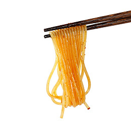 筷子夹起一碗面条图片