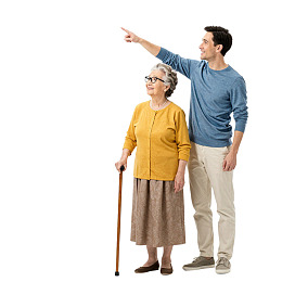 老人与青年男子指路互动