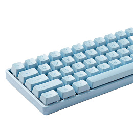 浅蓝色机械键盘特写图片