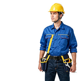 身穿蓝色工服的工人手持工具