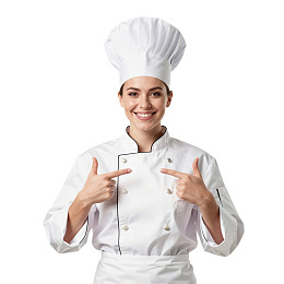 微笑女厨师指向前方图片