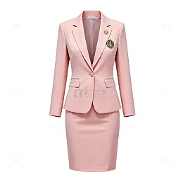 粉色正装女套装模特展示