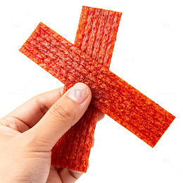 手持辣条特写