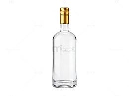 简约透明酒瓶设计样机
