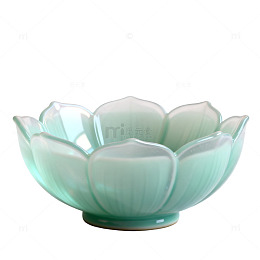 国风雅韵青瓷莲花碗设计素材