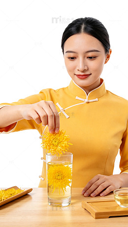 国风写真女子泡菊花茶设计素材